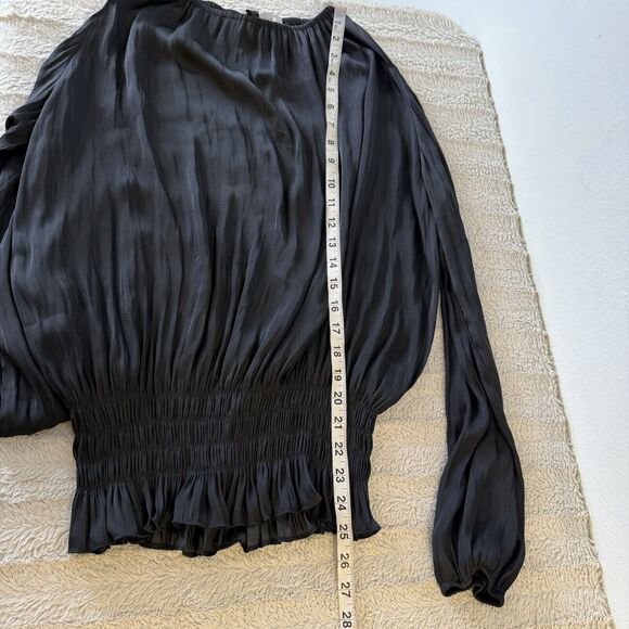 Reset By Jane Cold Shoulder Long Sleeve Black Top Smocked Women’s Large - Picture 8 of 10
